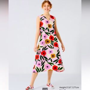 Marimekko x Uniqlo V Neck Sleeveless Flare Dress XS